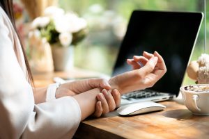 Recover Compensation for Repetitive Strain Injuries with the Help of an Experienced Attorney